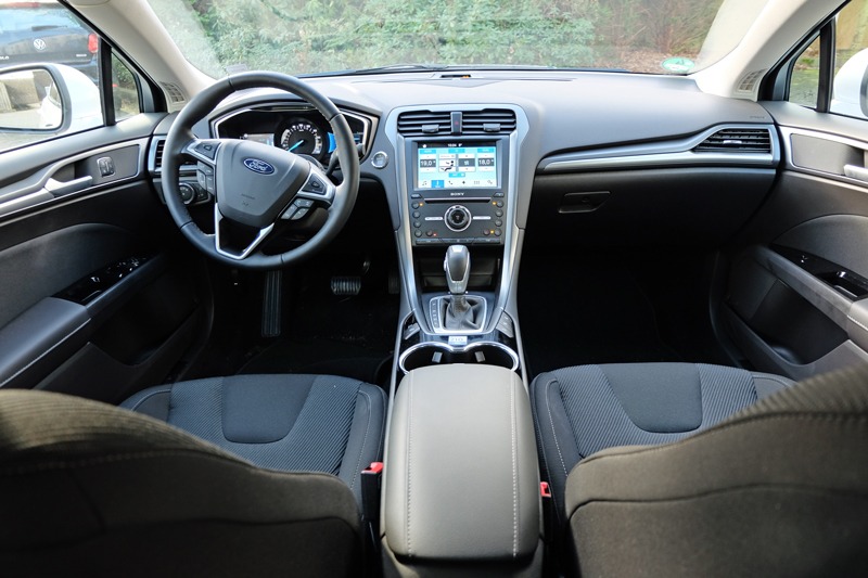 Ford Mondeo Hybrid Interior - Copyright green car magazine