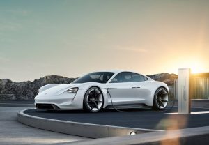 Der erste Elektro-Sportler von Porsche heißt Taycan - Copyright Porsche