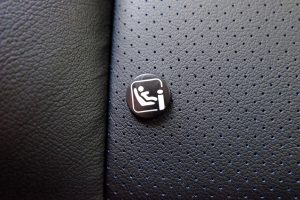 Symbol in the car for the i-size standard