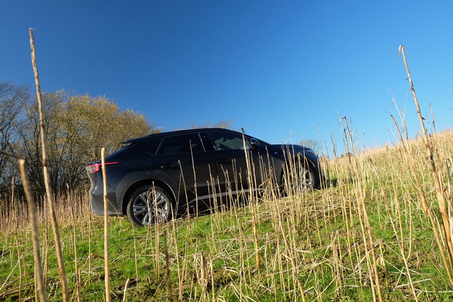 Subaru Solterra - optimal für Fahrten im Gelände