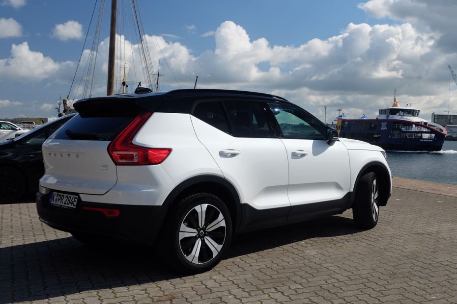 Volvo XC40 Recharge Electric Twin Ultimate